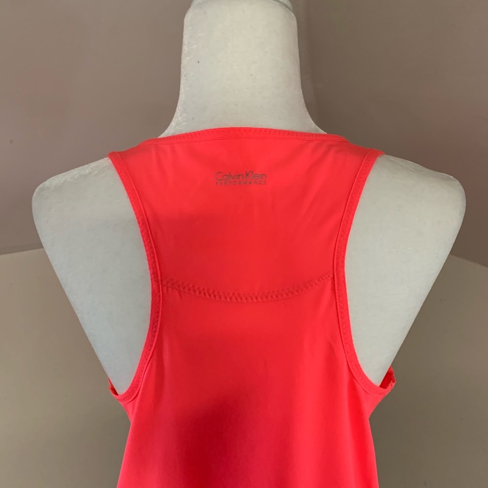 NWOT Calvin Klein Performance top - Picture 2 of 2